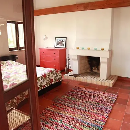 Verdizela Aroeira Pool Villa *