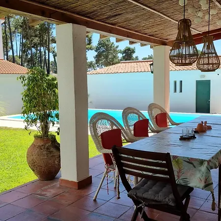 Verdizela Aroeira Pool Villa